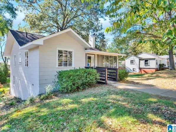 915 8th Ave, Midfield, AL 35228
