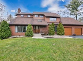 18 Southwood Dr, Ludlow, MA 01056