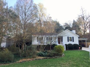 128 Burkwood Ln, Raleigh, NC 27609