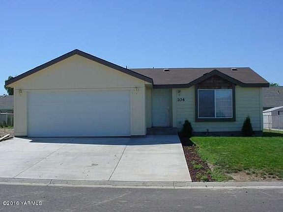 5th image of 104 Lenseigne Pl