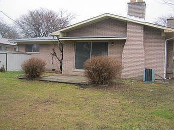 2nd image of 2616 Agustina Dr