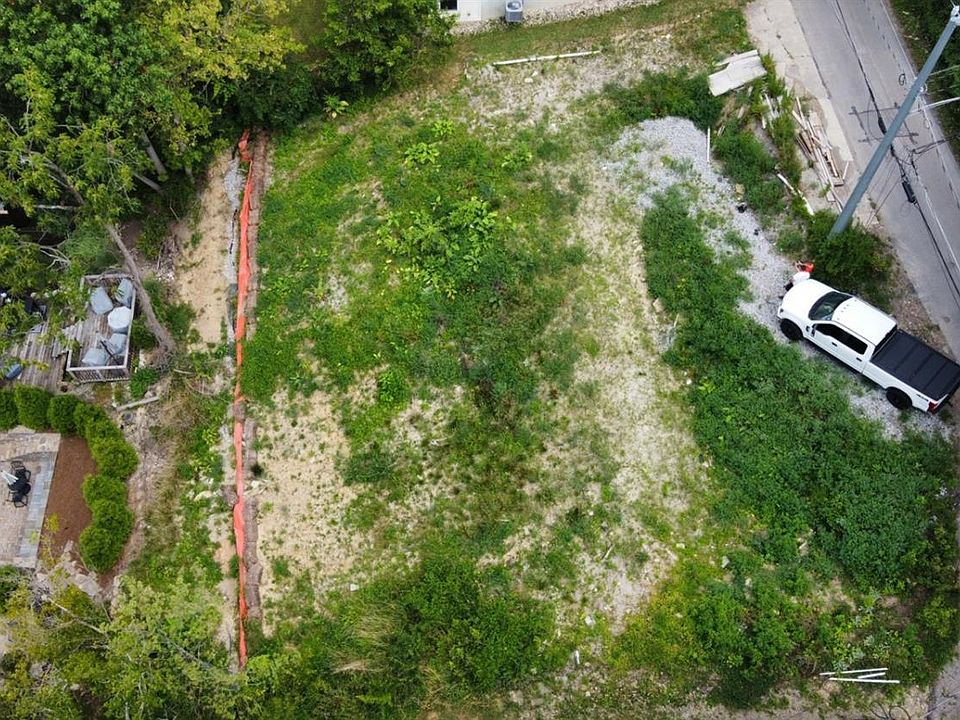 1st image of 457 Flinn Ave