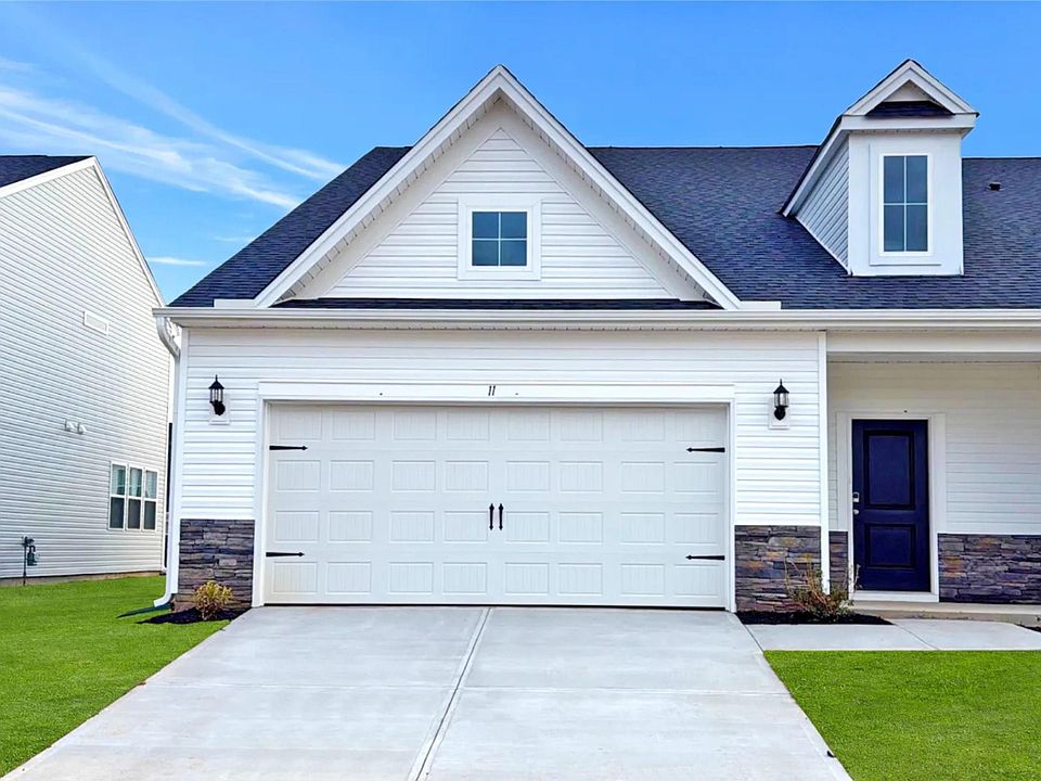 1st image of 160 Herrick Pl Lot 116