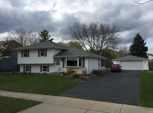 1309 Oconto Ct, Naperville, IL 60564
