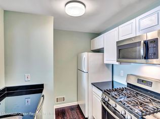 702 Foxglove Ct, Jackson, NJ 08527