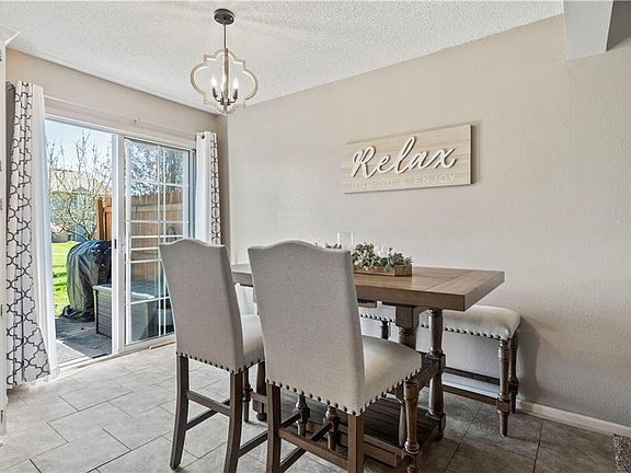 4th image of 5617 NW Sunrise Meadow Cir