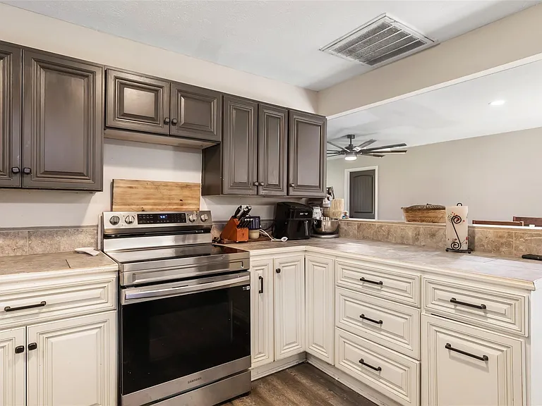 218 Waterfall Dr — Photo 20