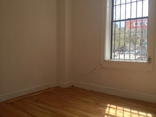 Rented by RS Bracha | media 30