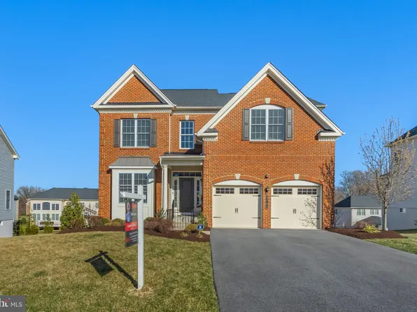 4702 Thoroughbred Dr, Upper Marlboro, MD 20772