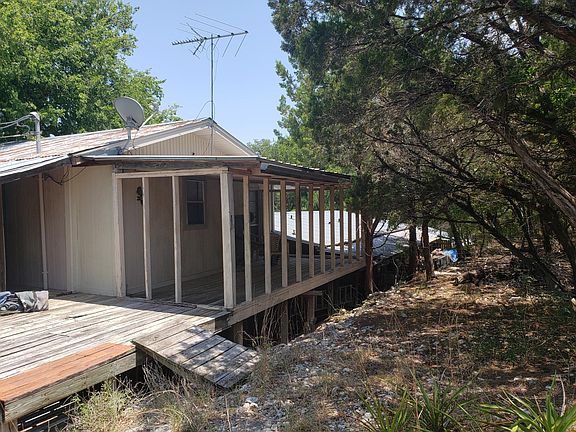 2nd image of 604 W Summit Dr #1