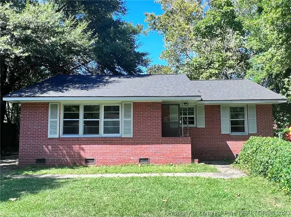 414 Durant Dr, Fayetteville, NC 28304