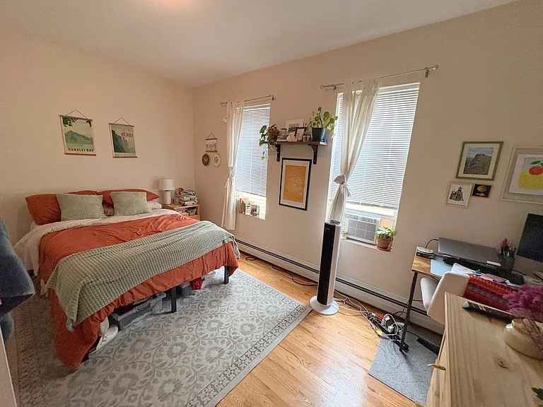 279 Pearl St #2R — Photo 9