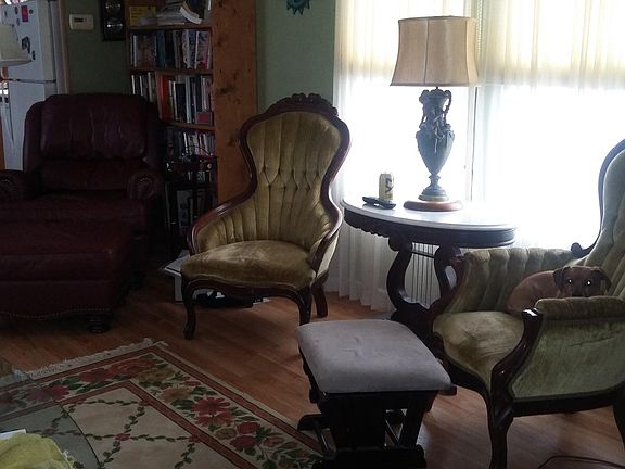 3rd image of 155 E 48th St Lot 3