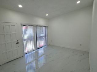 7445 SW 153rd Pl APT 201, Miami, FL 33193