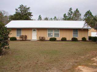 126 Poinciana Dr, Interlachen, FL 32148