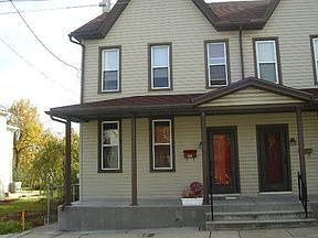 1st image of 604 S Railroad St