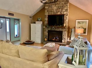 77 Robert Wayne Way, Fairmont, WV 26354