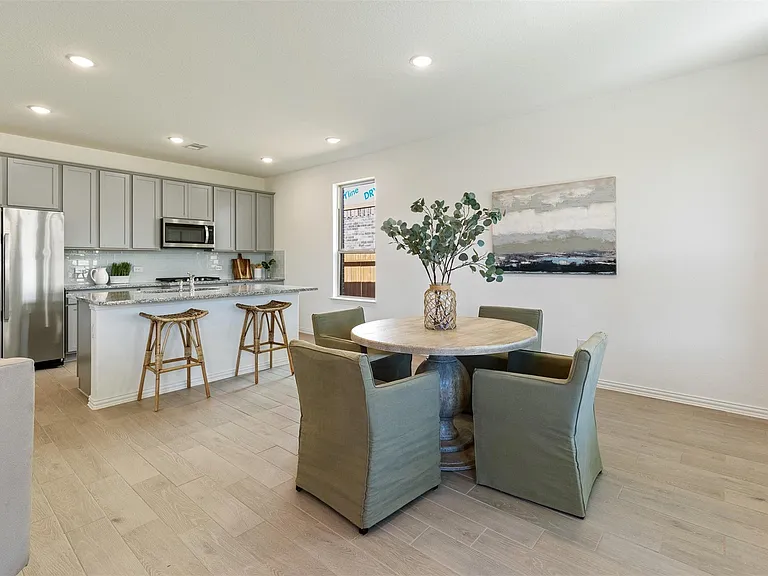 8003 Chukka Dr — Photo 14