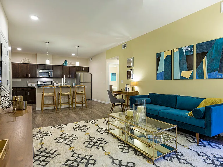 A1 774 SQ FT 1 Bed 1 Bath
