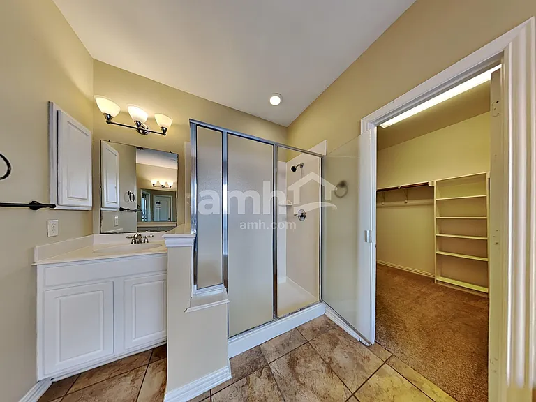 1245 Potter Ave — Photo 18