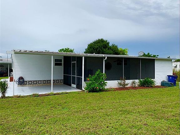 2nd image of 9335 Royal Ct