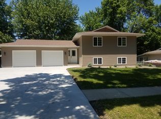 16539 Gerdine Path, Rosemount, MN 55068