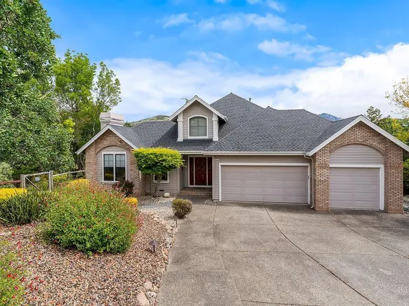 6283 Meadowbreeze Court, Santa Rosa, CA 95409