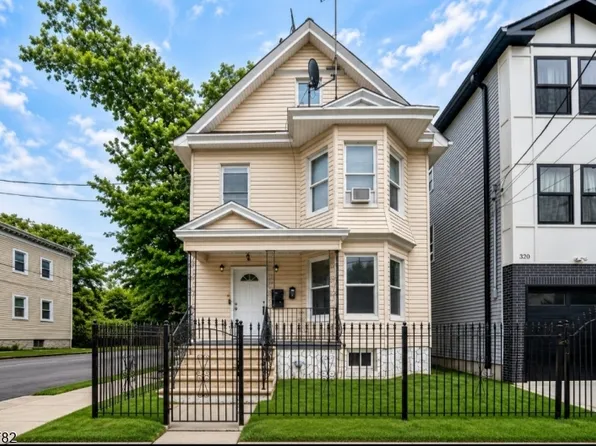 318 Grove St, Newark City, NJ 07103