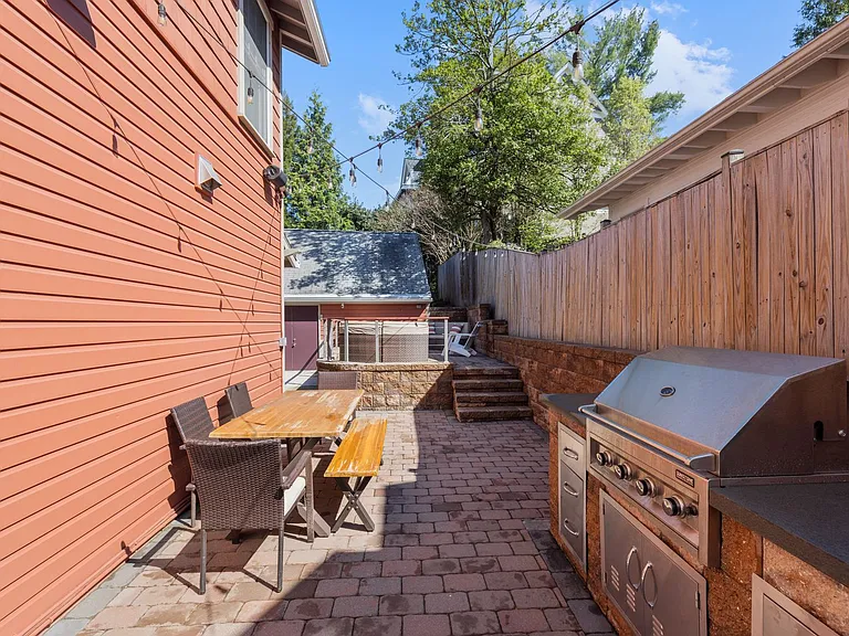 5213 Cathedral Ave NW — Photo 64