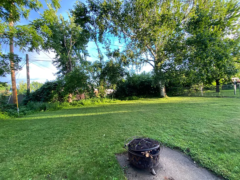 2150 Hyde Ave — Photo 47