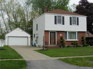 130 Covington Dr, Buffalo, NY 14220