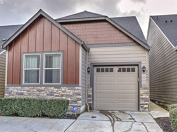2nd image of 2609 NE 130th Ct