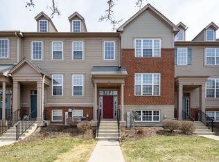 121 Station Park Cir, Grayslake, IL 60030