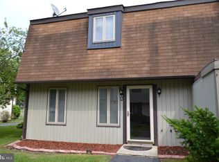 17 King Henry Cir #17, Rosedale, MD 21237