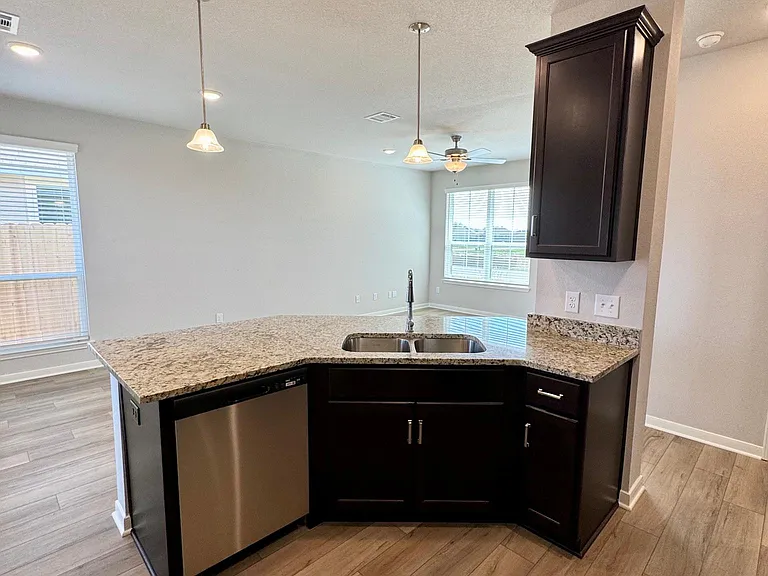 812 N Ranch Rd — Photo 8