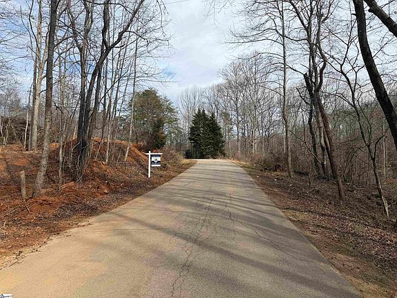 3rd image of 110 Saw Mill Rd #10