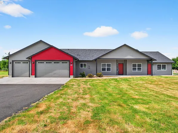 55 Monroe Dr, Cathlamet, WA 98612