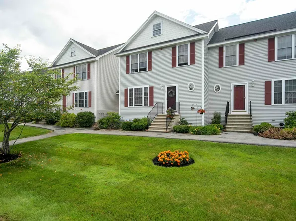 12 Footbridge Lane, Dover, NH 03820
