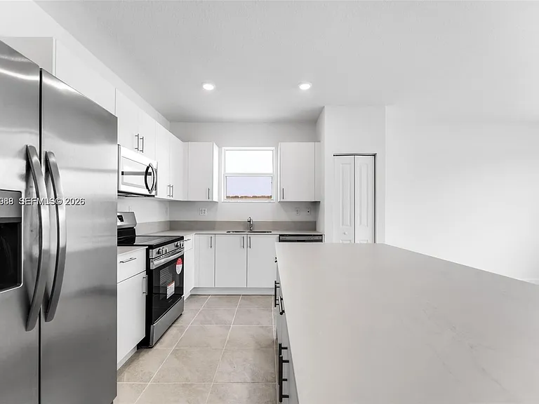 2960 SE 23rd Ave — Photo 9