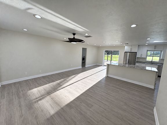 3rd image of 311 17th St SW