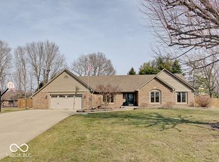 1949 Lake Run Dr, Greenwood, IN 46143