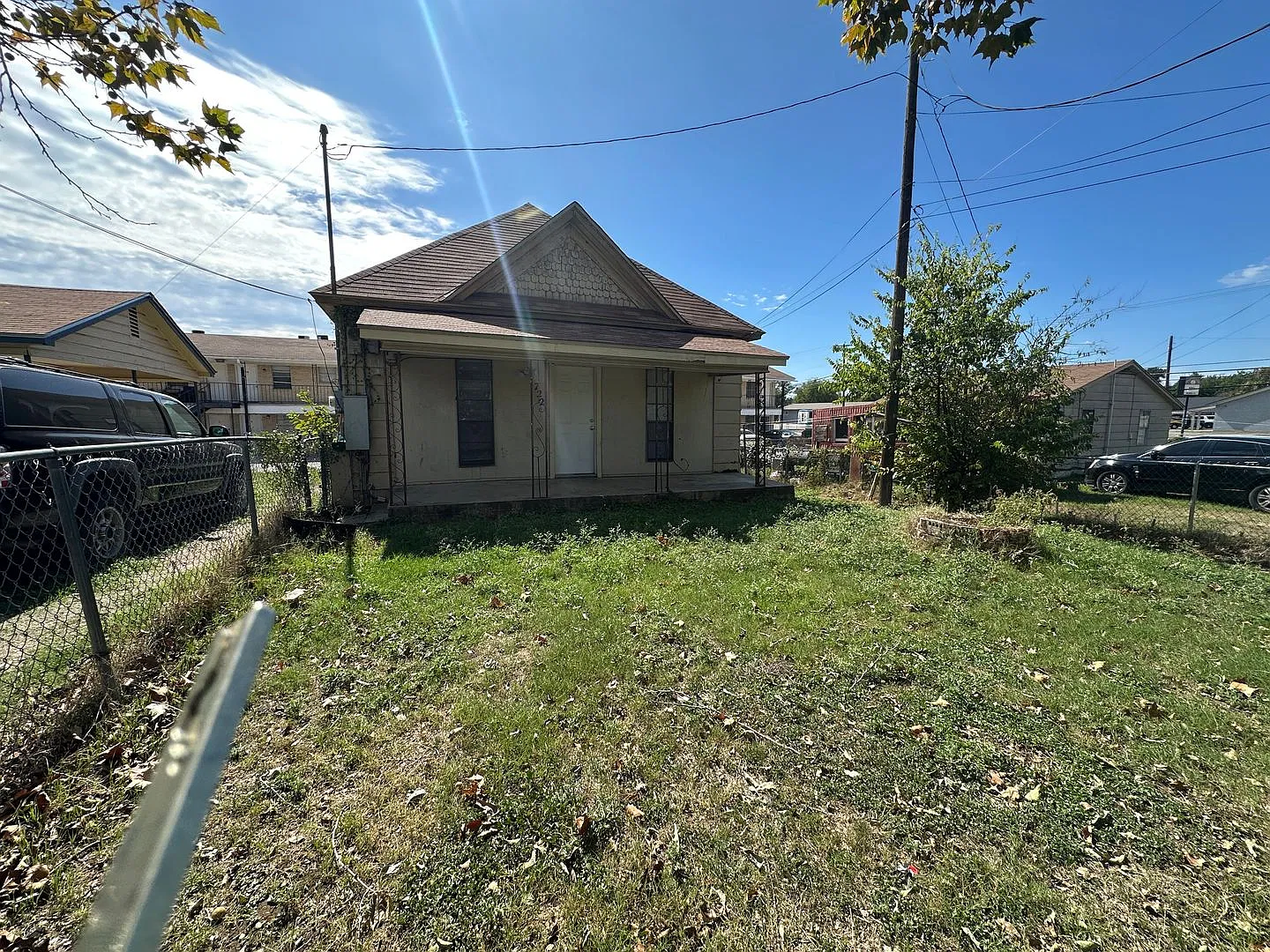 3 bed 1 bath $895 — Photo 1