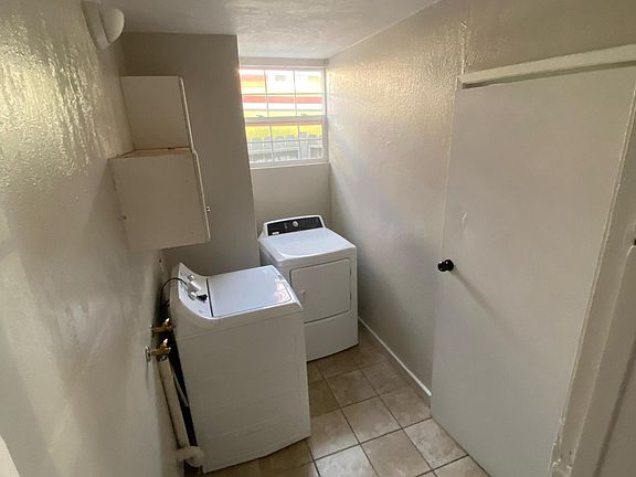 3rd image of 2681 Parker Ave