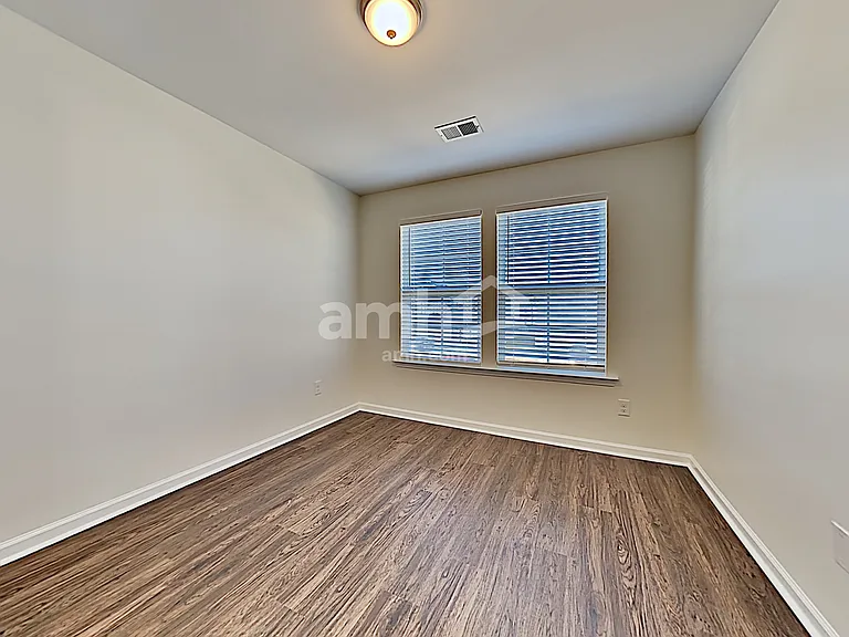 1506 Sanborll Landing Dr — Photo 17