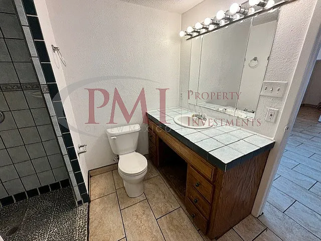 515 E. Las Cruces Avenue Apt. B — Photo 17