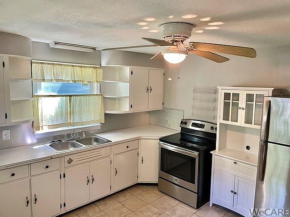 5th image of 550 N Dale Dr