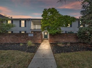 26 Trenton Sq #T42, Euclid, OH 44143