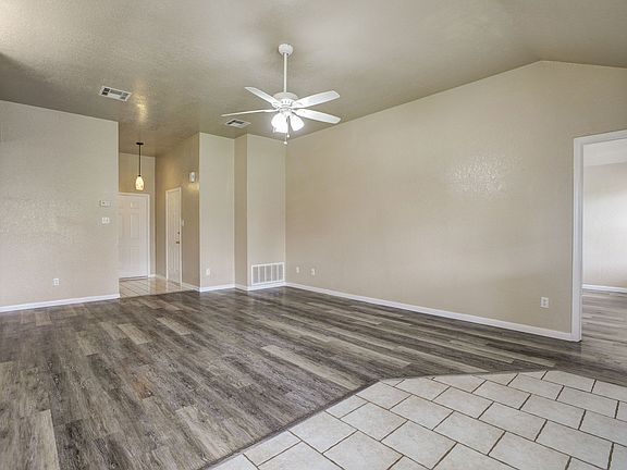 5th image of 402 N 23rd St