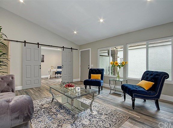 3rd image of 14372 Cherrywood Ln