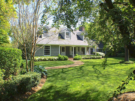 2nd image of 20 Breese Ln